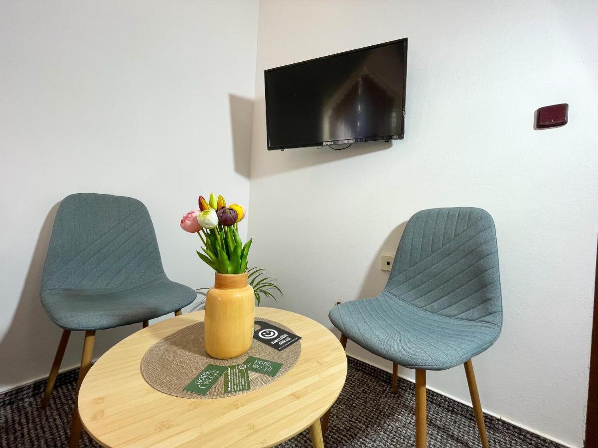 Hotel Colchi Unicov Ngoại thất bức ảnh