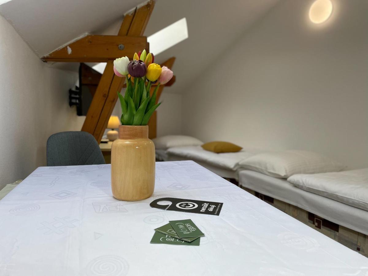 Hotel Colchi Unicov Ngoại thất bức ảnh